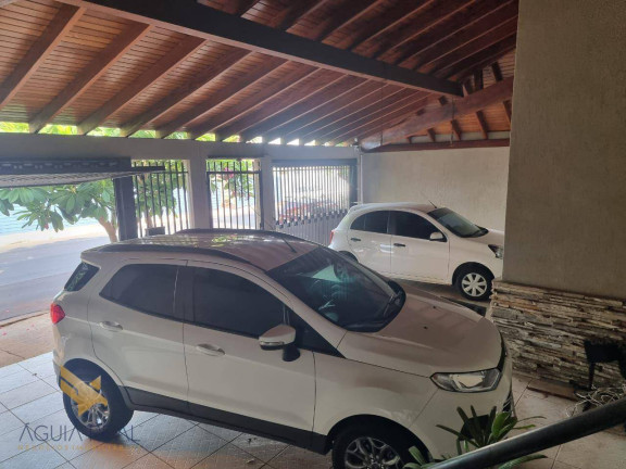 Imagem Casa com 3 Quartos à Venda, 204 m² em Centro - Campo Grande Imagem Casa com 3 Quartos à Venda, 204 m² em Centro - Campo Grande