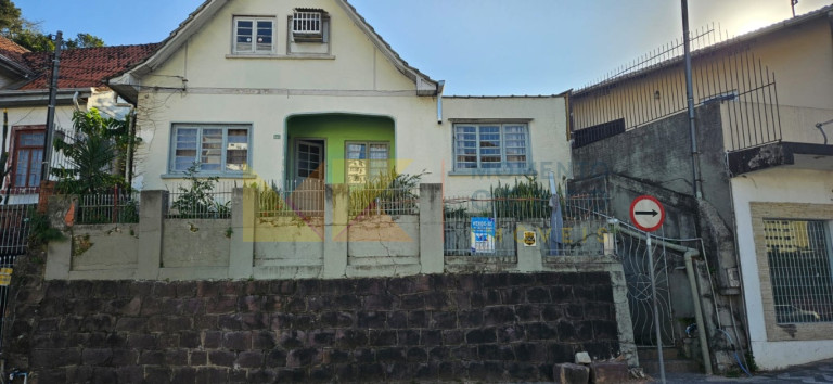 Imagem Casa com 3 Quartos à Venda, 128 m² em Centro - Blumenau