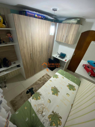 Imagem Sobrado com 6 Quartos à Venda, 300 m² em Vila Nova Bonsucesso - Guarulhos Imagem Sobrado com 6 Quartos à Venda, 300 m² em Vila Nova Bonsucesso - Guarulhos