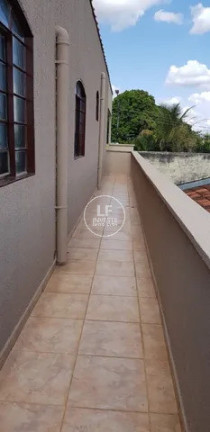 Imagem Casa com 8 Quartos à Venda, 400 m² em Jardim Das Aroeiras - Goiânia