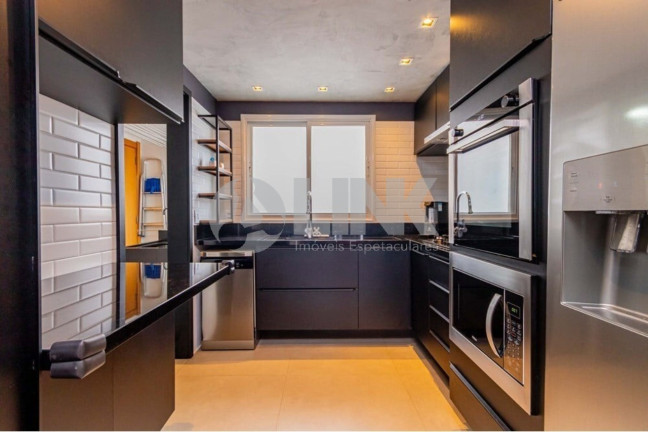 Imagem Apartamento com 3 Quartos à Venda, 120 m² em Menino Deus - Porto Alegre