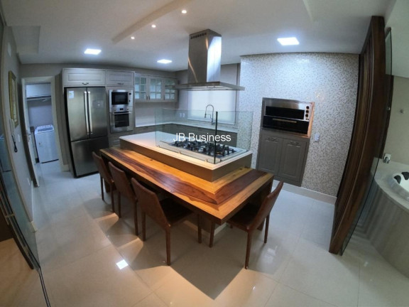 Imagem Imóvel com 4 Quartos à Venda, 234 m² em Centro - Balneário Camboriú Imagem Imóvel com 4 Quartos à Venda, 234 m² em Centro - Balneário Camboriú