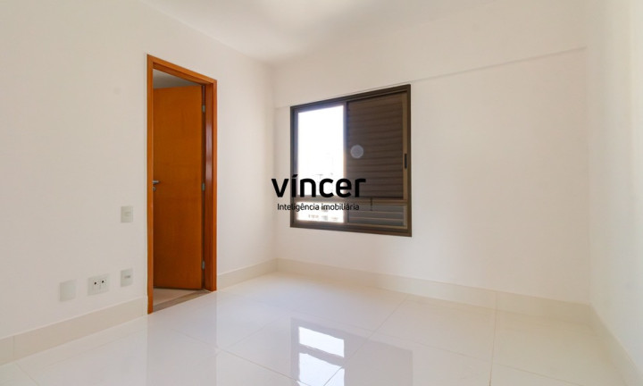 Imagem Casa com 3 Quartos à Venda, 106 m² em Setor Bueno - Goiânia Imagem Casa com 3 Quartos à Venda, 106 m² em Setor Bueno - Goiânia