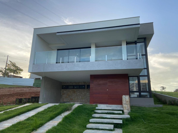 Imagem Casa com 4 Quartos à Venda, 297 m² em Recife Imagem Casa com 4 Quartos à Venda, 297 m² em Recife