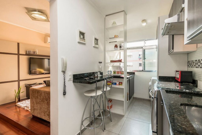 Imagem Apartamento com 2 Quartos à Venda, 52 m² em Santo Antônio - Porto Alegre Imagem Apartamento com 2 Quartos à Venda, 52 m² em Santo Antônio - Porto Alegre