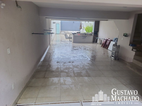 Imagem Casa com 3 Quartos à Venda, 220 m² em Jardim Belvedere - Volta Redonda Imagem Casa com 3 Quartos à Venda, 220 m² em Jardim Belvedere - Volta Redonda
