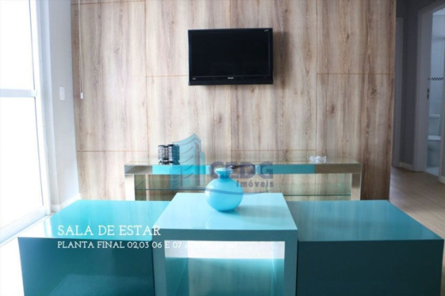 Imagem Apartamento com 2 Quartos à Venda, 73 m² em Cristo Rei - Curitiba Imagem Apartamento com 2 Quartos à Venda, 73 m² em Cristo Rei - Curitiba