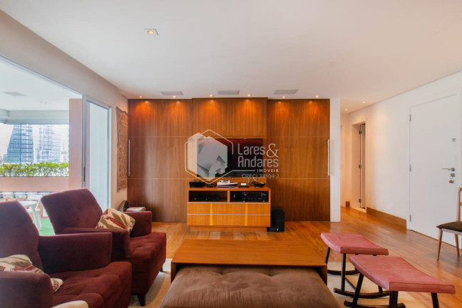 Imagem Apartamento com 4 Quartos à Venda, 201 m² em Itaim Bibi - São Paulo Imagem Apartamento com 4 Quartos à Venda, 201 m² em Itaim Bibi - São Paulo