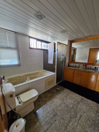 Imagem Imóvel com 3 Quartos à Venda, 254 m² em Nossa Senhora Das Graças - Manaus Imagem Imóvel com 3 Quartos à Venda, 254 m² em Nossa Senhora Das Graças - Manaus