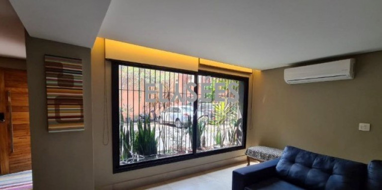 Imagem Casa com 2 Quartos à Venda, 200 m² em Vila Olímpia - São Paulo Imagem Casa com 2 Quartos à Venda, 200 m² em Vila Olímpia - São Paulo