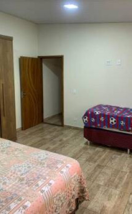 Imagem Casa com 3 Quartos à Venda, 750 m² em Figueiras - Alumínio