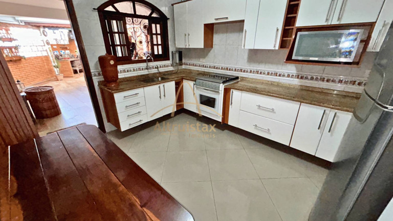 Imagem Casa com 3 Quartos à Venda,  em Osasco