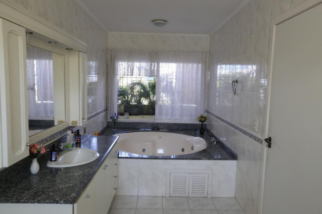 Imagem Casa com 4 Quartos à Venda, 290 m² em Sarandi - Porto Alegre Imagem Casa com 4 Quartos à Venda, 290 m² em Sarandi - Porto Alegre