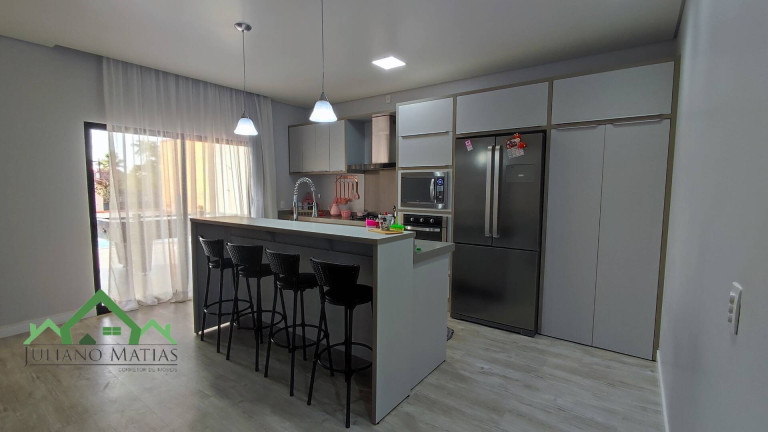 Imagem Casa com 3 Quartos à Venda, 164 m² em Pinheiros - Balneário Barra Do Sul