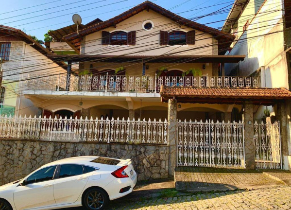 Imagem Casa com 3 Quartos à Venda, em Conselheiro Paulino - Nova Friburgo Imagem Casa com 3 Quartos à Venda, em Conselheiro Paulino - Nova Friburgo