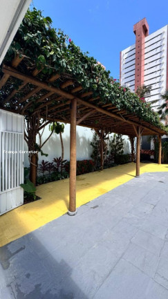 Casa com 5 Quartos à Venda, 1.000 m² em Capim Macio - Natal