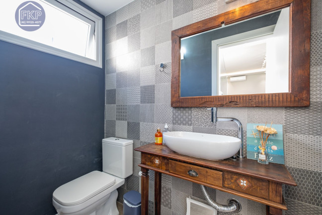 Imagem Casa com 4 Quartos à Venda, 290 m² em Ingleses Do Rio Vermelho - Florianópolis Imagem Casa com 4 Quartos à Venda, 290 m² em Ingleses Do Rio Vermelho - Florianópolis