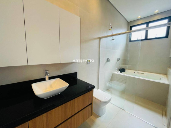 Imagem Sobrado com 4 Quartos à Venda, 250 m² Imagem Sobrado com 4 Quartos à Venda, 250 m²