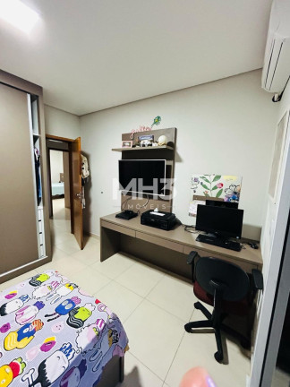 Imagem Sobrado com 3 Quartos à Venda, 225 m² em Jardim Residencial Ravagnani - Sumaré Imagem Sobrado com 3 Quartos à Venda, 225 m² em Jardim Residencial Ravagnani - Sumaré