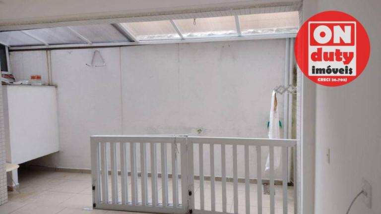 Imagem Casa com 2 Quartos à Venda, 108 m² em Marapé - Santos