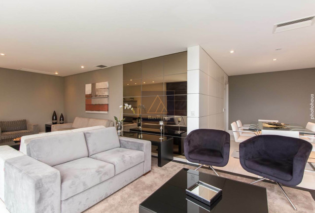 Imagem Apartamento com 3 Quartos à Venda, 176 m² em Cabral - Curitiba