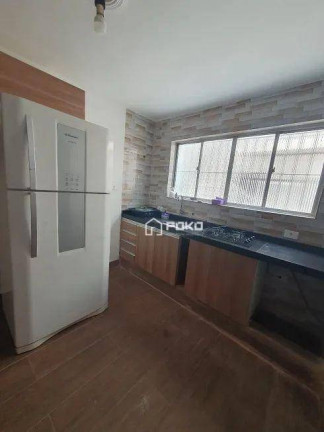 Imagem Sobrado com 3 Quartos para Alugar, 165 m² em Jardim São Roberto - Guarulhos Imagem Sobrado com 3 Quartos para Alugar, 165 m² em Jardim São Roberto - Guarulhos