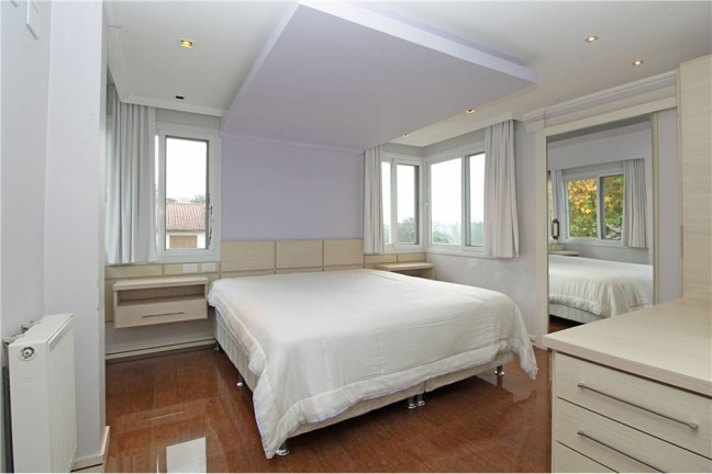 Imagem Casa com 4 Quartos à Venda, em São Lucas - Viamão Imagem Casa com 4 Quartos à Venda, em São Lucas - Viamão