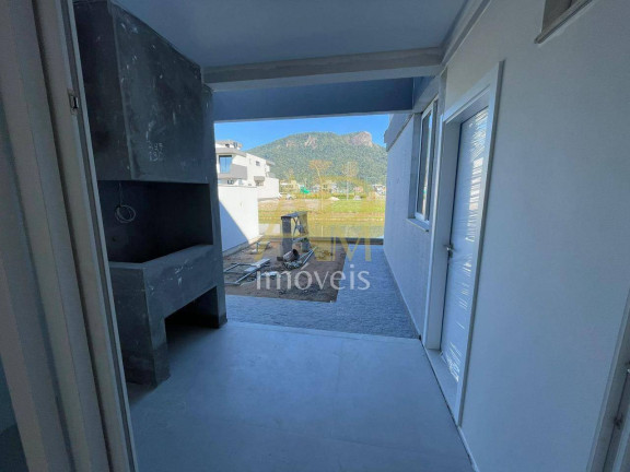 Imagem Casa com 3 Quartos à Venda, 300 m² em Pedra Branca - Palhoça Imagem Casa com 3 Quartos à Venda, 300 m² em Pedra Branca - Palhoça