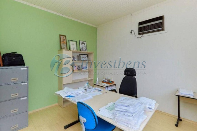 Imagem Casa com 8 Quartos à Venda, 250 m² em Bom Retiro - Curitiba