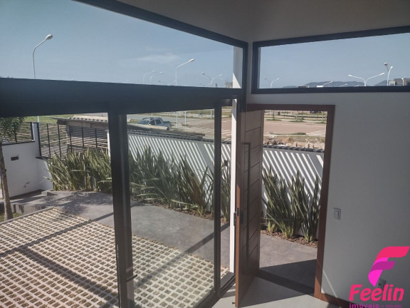 Imagem Casa com 3 Quartos à Venda, 163 m² em Campeche - Florianópolis Imagem Casa com 3 Quartos à Venda, 163 m² em Campeche - Florianópolis
