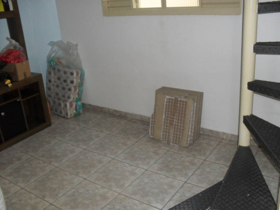 Imagem Sobrado com 3 Quartos à Venda, 150 m² em Granja Daniel - Taubaté Imagem Sobrado com 3 Quartos à Venda, 150 m² em Granja Daniel - Taubaté