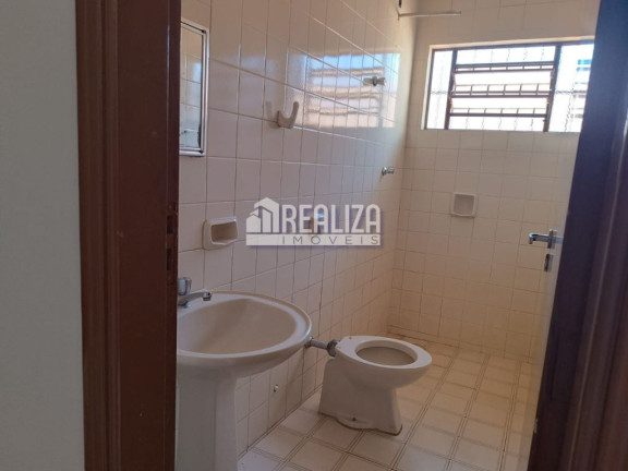 Imagem Casa com 3 Quartos à Venda, 300 m² em Vila Alvorada - Uberaba Imagem Casa com 3 Quartos à Venda, 300 m² em Vila Alvorada - Uberaba