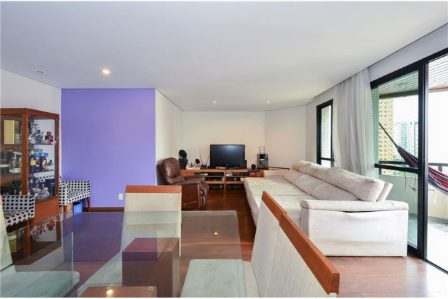 Imagem Apartamento com 3 Quartos à Venda, 130 m² em Moema - São Paulo Imagem Apartamento com 3 Quartos à Venda, 130 m² em Moema - São Paulo
