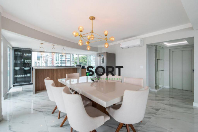 Imagem Cobertura com 4 Quartos à Venda, 430 m² em Pioneiros - Balneário Camboriú