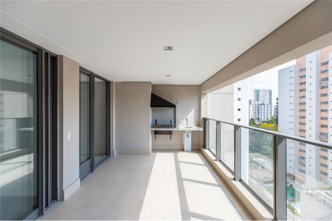 Imagem Imóvel com 4 Quartos à Venda,  em Campo Belo - São Paulo