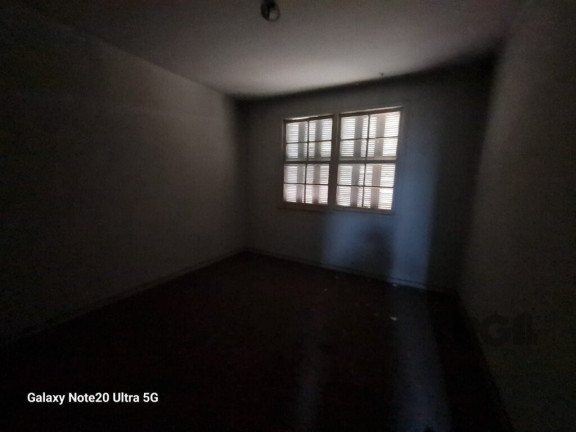 Imagem Imóvel com 3 Quartos à Venda, em São João - Porto Alegre Imagem Imóvel com 3 Quartos à Venda, em São João - Porto Alegre