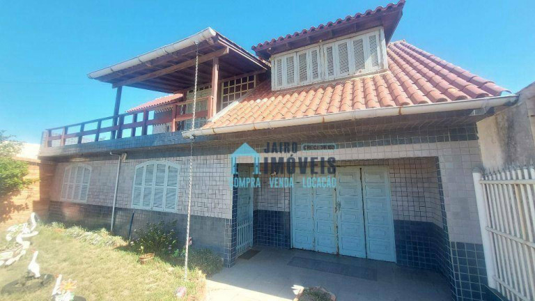 Casa com 6 Quartos à Venda, 360 m² em Centro - Balneário Pinhal