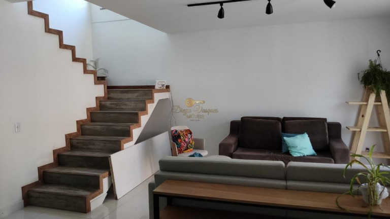 Imagem Casa com 3 Quartos à Venda, 230 m² em Agriões - Teresópolis Imagem Casa com 3 Quartos à Venda, 230 m² em Agriões - Teresópolis