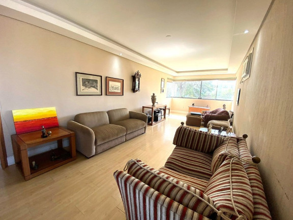 Imagem Apartamento com 3 Quartos à Venda, 118 m² em Rio Branco - Porto Alegre Imagem Apartamento com 3 Quartos à Venda, 118 m² em Rio Branco - Porto Alegre
