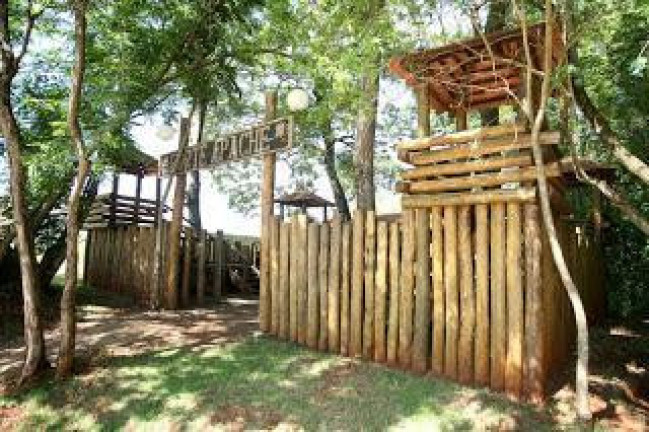 Imagem Casa com 4 Quartos à Venda, 224 m² em Esperança - Londrina
