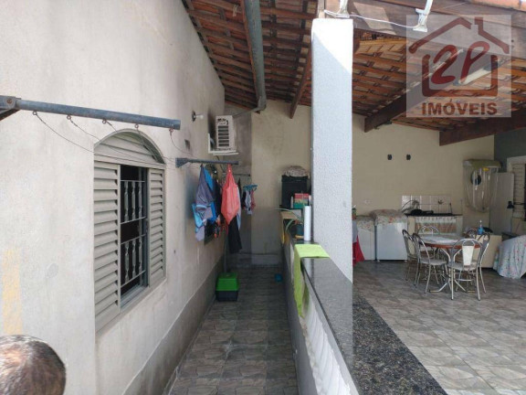 Imagem Casa com 3 Quartos à Venda, 250 m² em Residencial União - São José Dos Campos Imagem Casa com 3 Quartos à Venda, 250 m² em Residencial União - São José Dos Campos