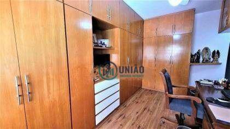 Imagem Casa com 3 Quartos à Venda, 277 m² em Maravista - Niterói