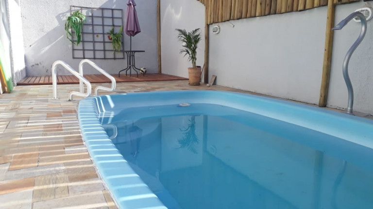 Imóvel com 4 Quartos à Venda, 230 m² em Urbanova - São José Dos Campos