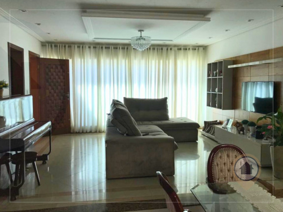 Imagem Casa com 3 Quartos à Venda, 250 m² em Vila Milton - Guarulhos Imagem Casa com 3 Quartos à Venda, 250 m² em Vila Milton - Guarulhos