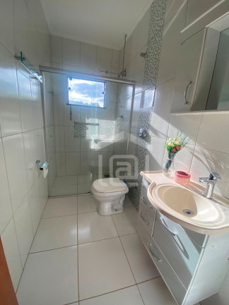 Imagem Imóvel com 2 Quartos à Venda, 220 m² em Terras De Santo Antônio (rural) - Poços De Caldas Imagem Imóvel com 2 Quartos à Venda, 220 m² em Terras De Santo Antônio (rural) - Poços De Caldas