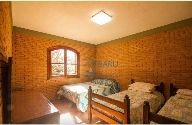 Imagem Casa com 3 Quartos à Venda, 192 m² em Campos Do Jordão - Campos Do Jordão Imagem Casa com 3 Quartos à Venda, 192 m² em Campos Do Jordão - Campos Do Jordão