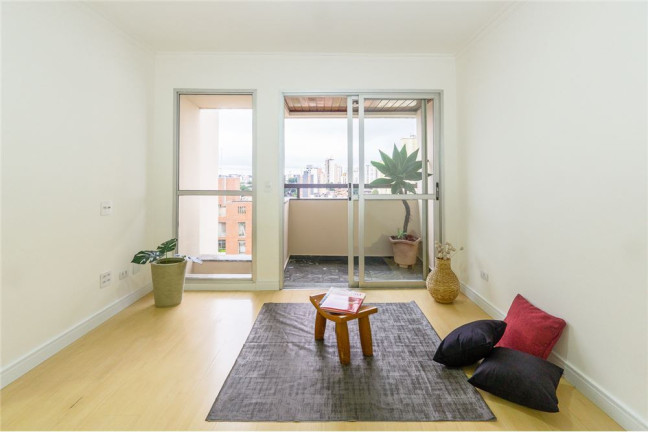 Imagem Imóvel com 2 Quartos à Venda,  em Vila Alexandria - São Paulo