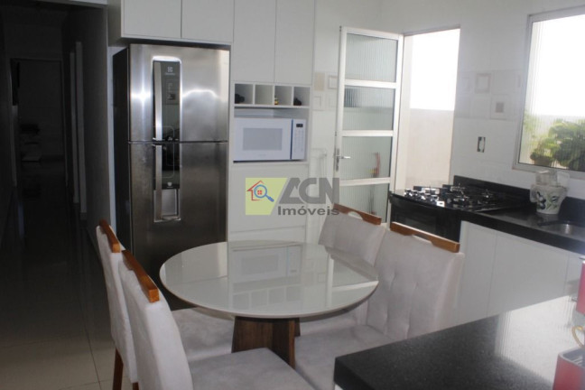 Imagem Casa com 2 Quartos à Venda, 130 m² em Parque Orestes ôngaro - Hortolândia