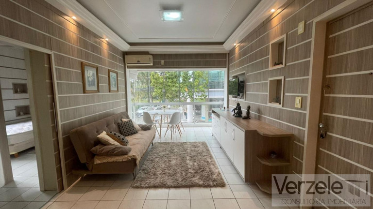 Imagem Apartamento com 1 Quarto à Venda, 55 m² em Centro - Balneário Camboriú