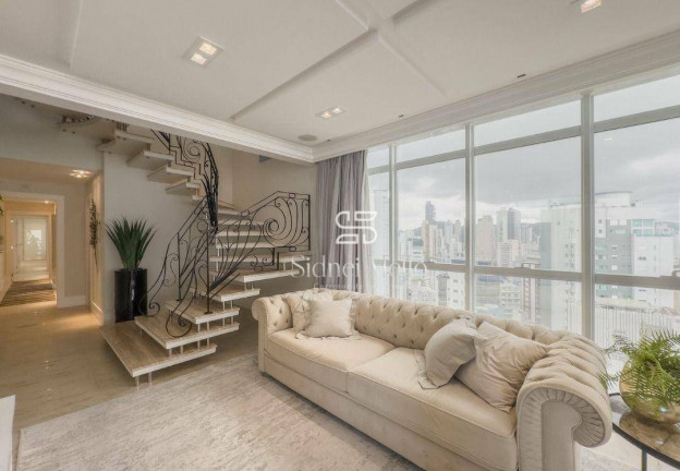 Cobertura com 3 Quartos à Venda, 273 m² em Frente Mar Centro - Balneário Camboriú